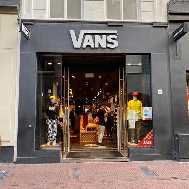 VANS Store Amsterdam Kalverstraat store front