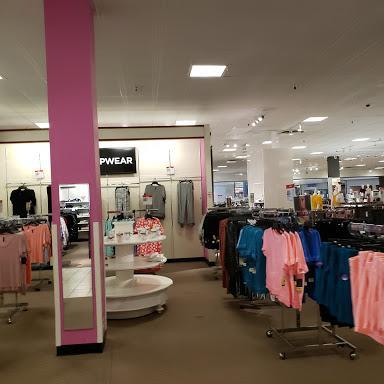 JCPenney store front