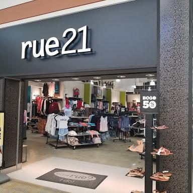 rue21 store front