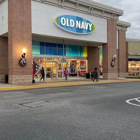 Old Navy store front