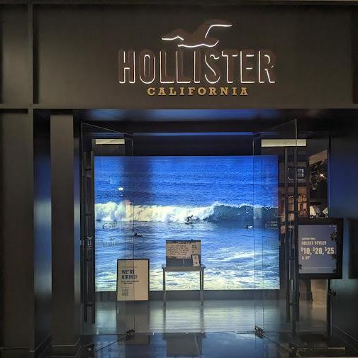 Hollister Co. store front