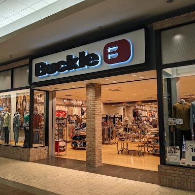 Buckle store front