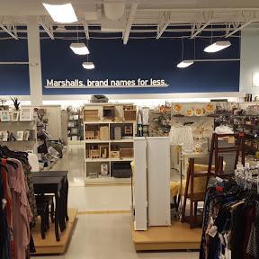 Marshalls store front