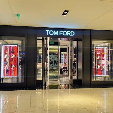 TOM FORD Houston store front