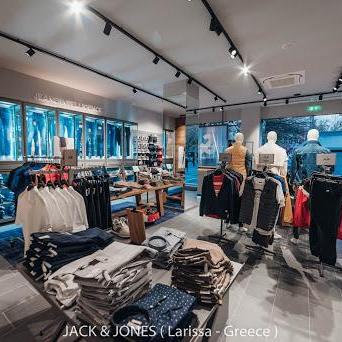 JACK & JONES store front