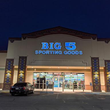 Big 5 Sporting Goods store front