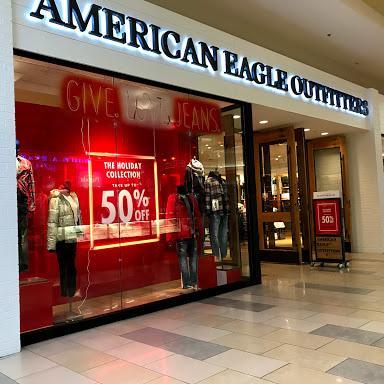 American Eagle store front