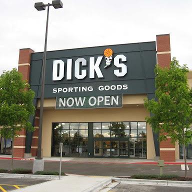 DICK'S Sporting Goods store front