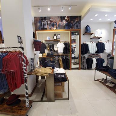 Original Penguin store front