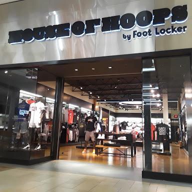 Foot Locker store front