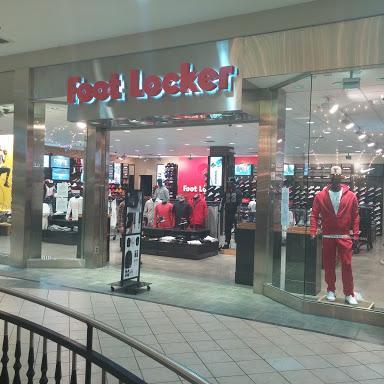 Foot Locker store front