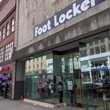 Foot Locker store front