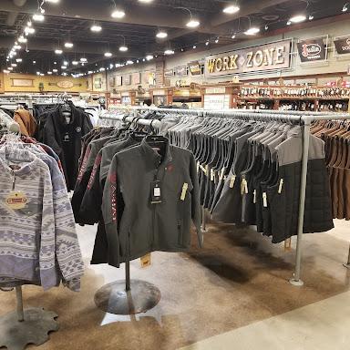 Cavender's Western Outfitter store front