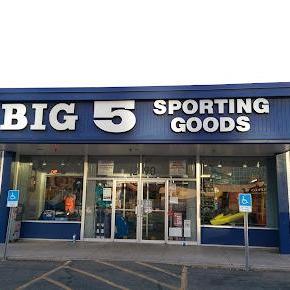 Big 5 Sporting Goods store front