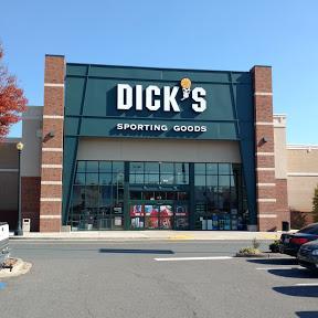 DICK'S Sporting Goods store front