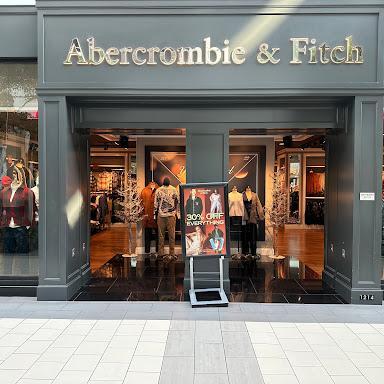 Abercrombie & Fitch store front