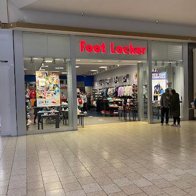 Foot Locker store front