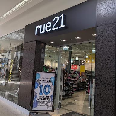 rue21 store front