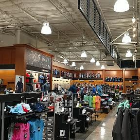 DICK'S Sporting Goods store front