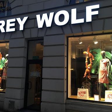 GREY WOLF - salon w Warszawie store front