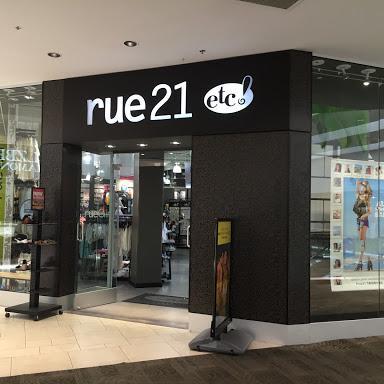 rue21 store front