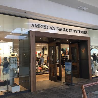 American Eagle store front