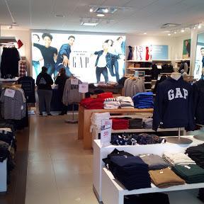 Gap store front